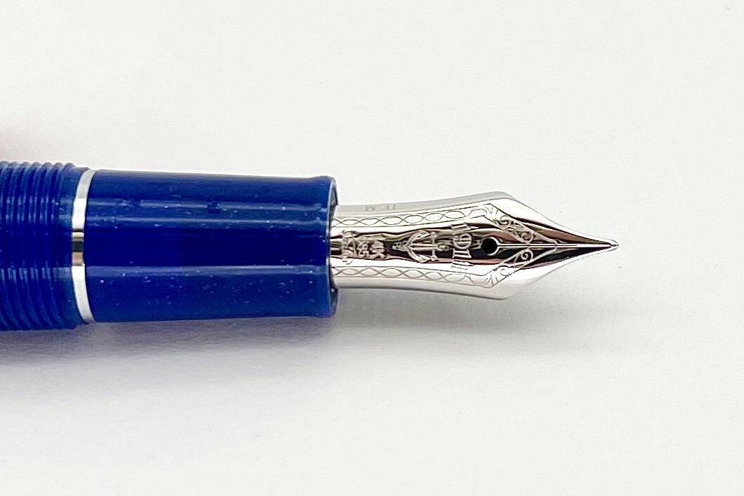 SailorProgearSlimSunsetOvertheOceanFountainPen_L